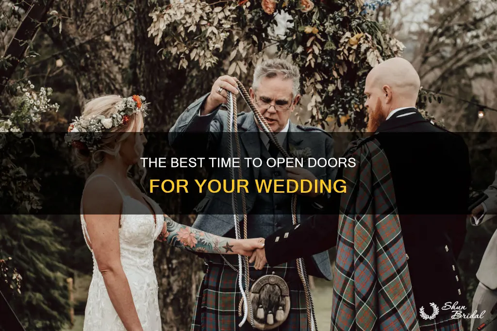 what time ot open doors for wedding