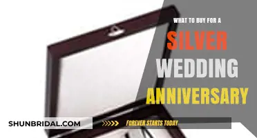 Celebrate 25 Years: Thoughtful Silver Wedding Anniversary Gift Ideas