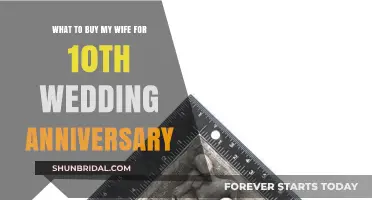 Thoughtful 10th Anniversary Gift Ideas to Delight Your Wife
