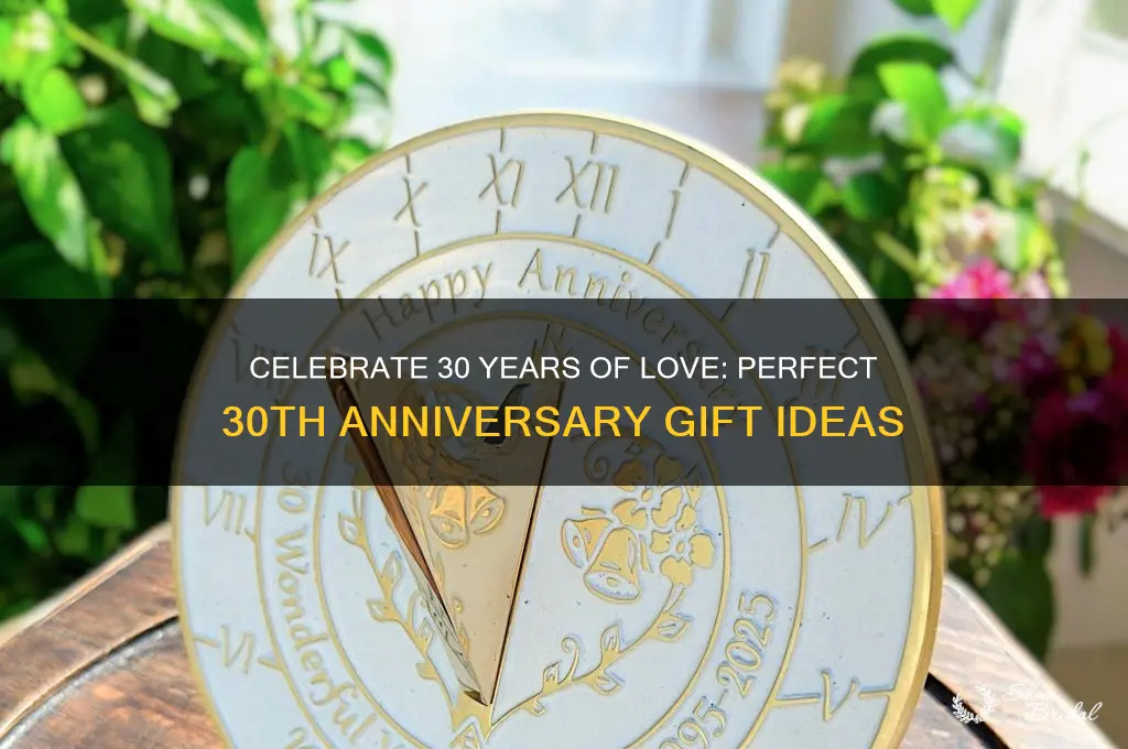 what to buy on 30th wedding anniversary