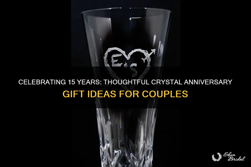 what to buy on fifteen year wedding anniversary