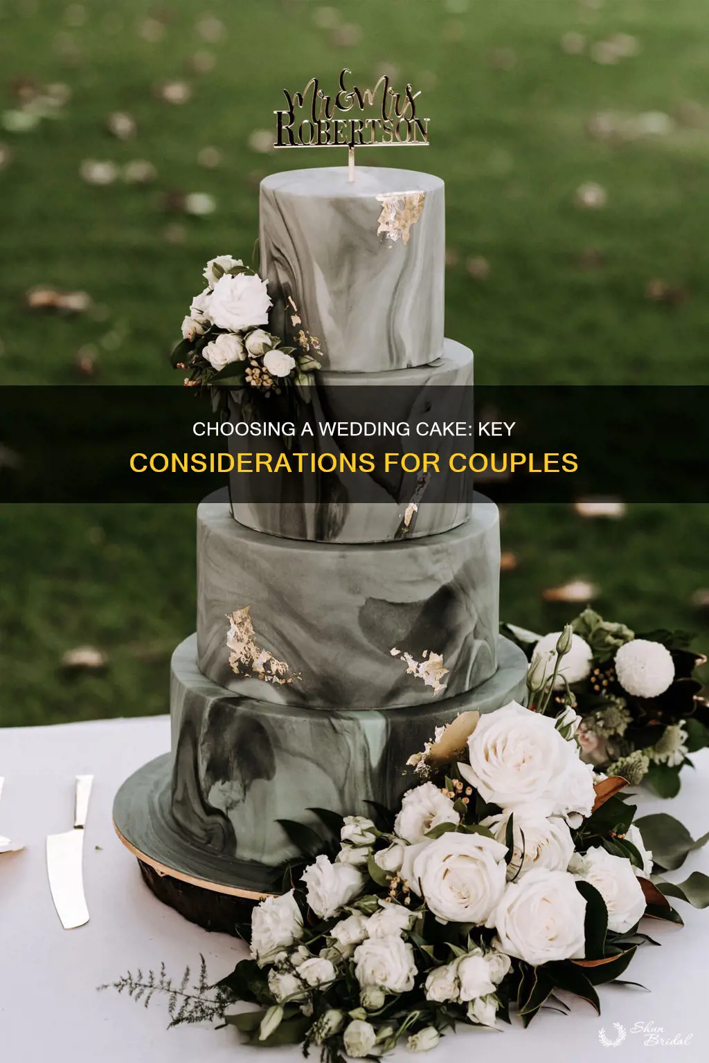 what to consider when choosing a wedding cake