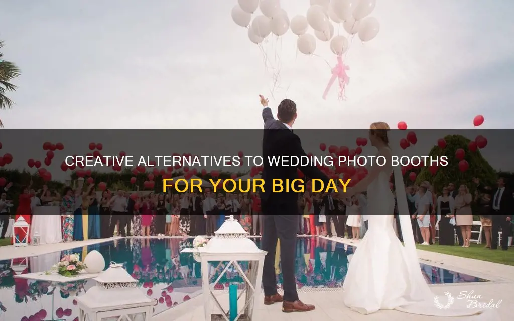 what to do instead of a photo booth at wedding