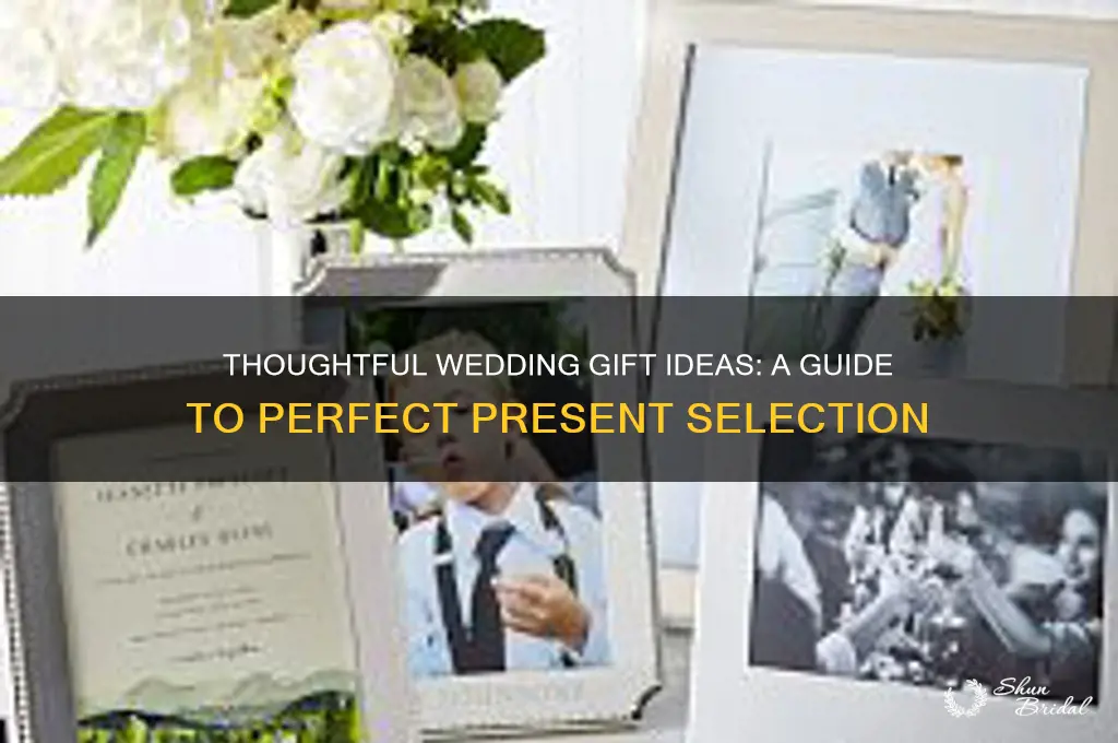 what to do when ordering a wedding gift