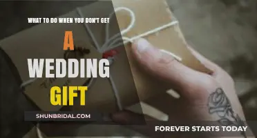 No Wedding Gift? How to Handle the Etiquette Gracefully