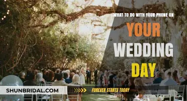 Wedding Day Phone Etiquette: Tips for a Distraction-Free Celebration