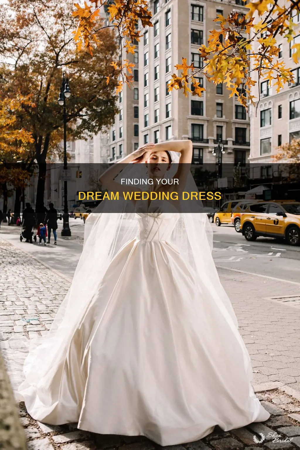 what to expect at a wedding dress appointment