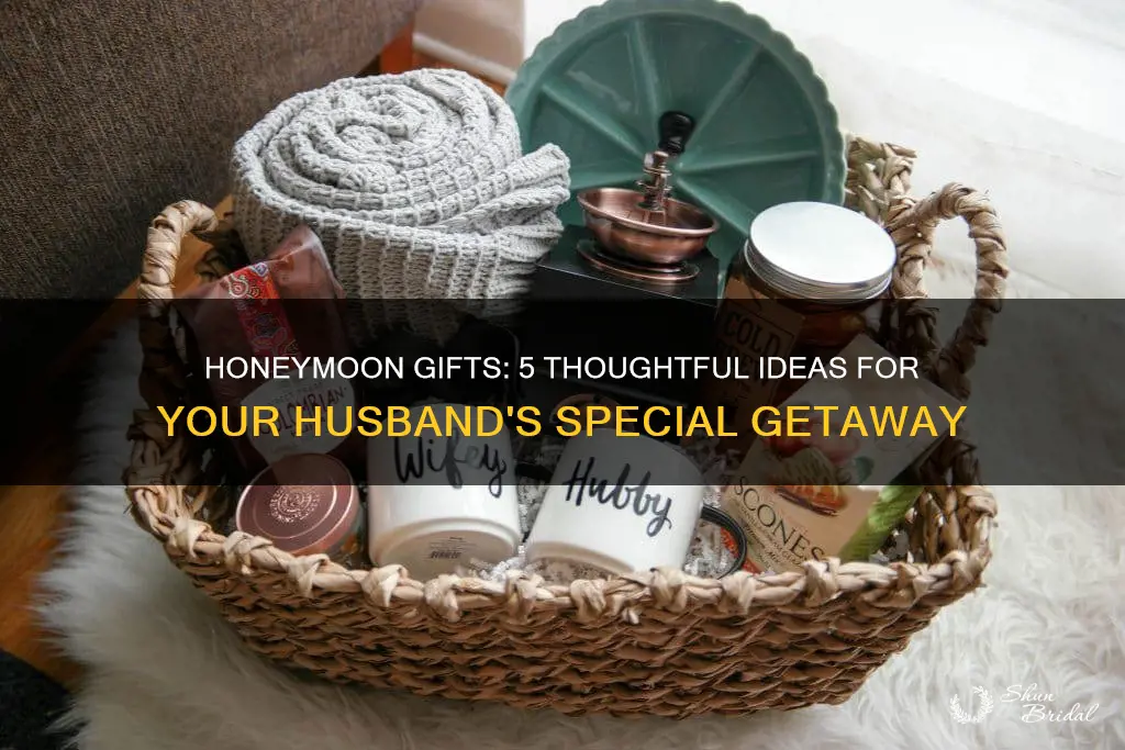 what to get for husband before honeymoon