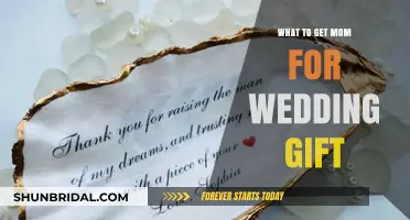 Thoughtful Wedding Gift Ideas to Celebrate Mom on Your Big Day