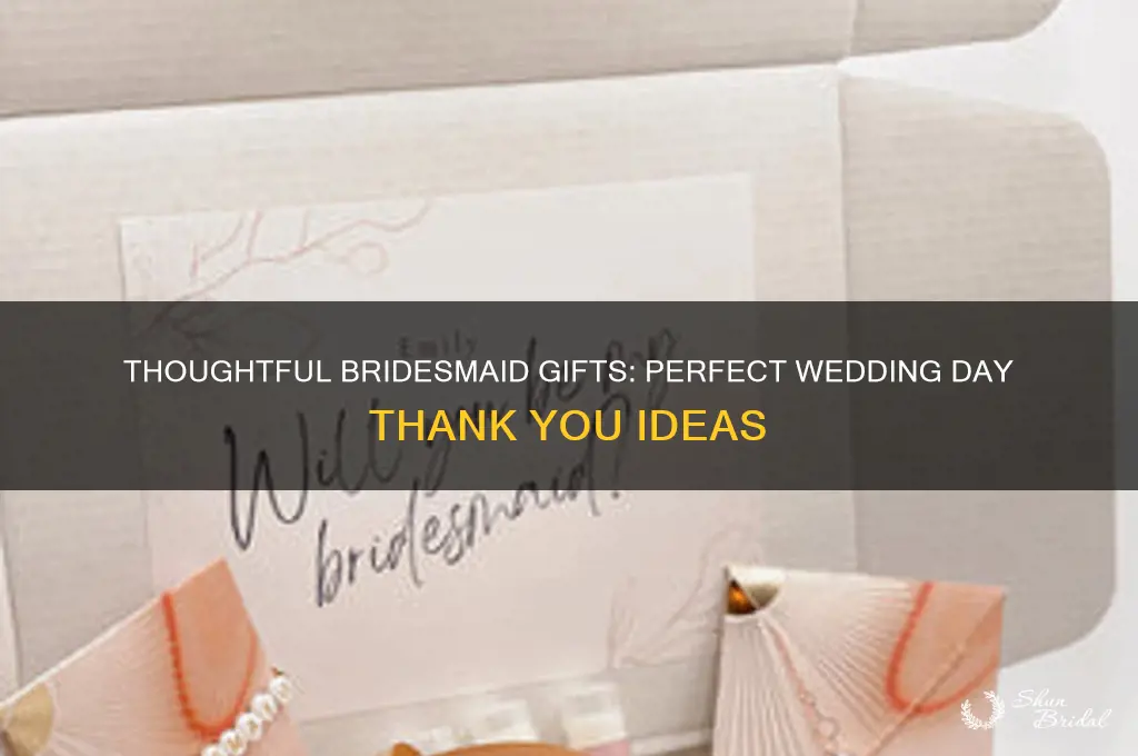 what to gift bridesmaids on wedding day