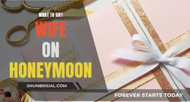 Honeymoon Gift Ideas: Romantic Gestures for Your Spouse