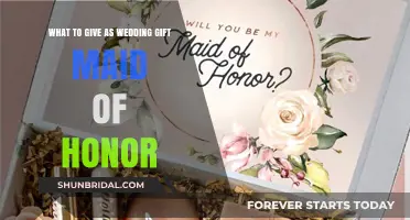 Thoughtful Wedding Gift Ideas for the Maid of Honor