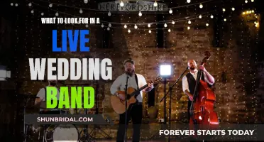 Choosing a Wedding Band: 3 Key Factors