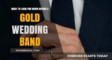 Choosing the Perfect Gold Wedding Band: Essential Features to Consider