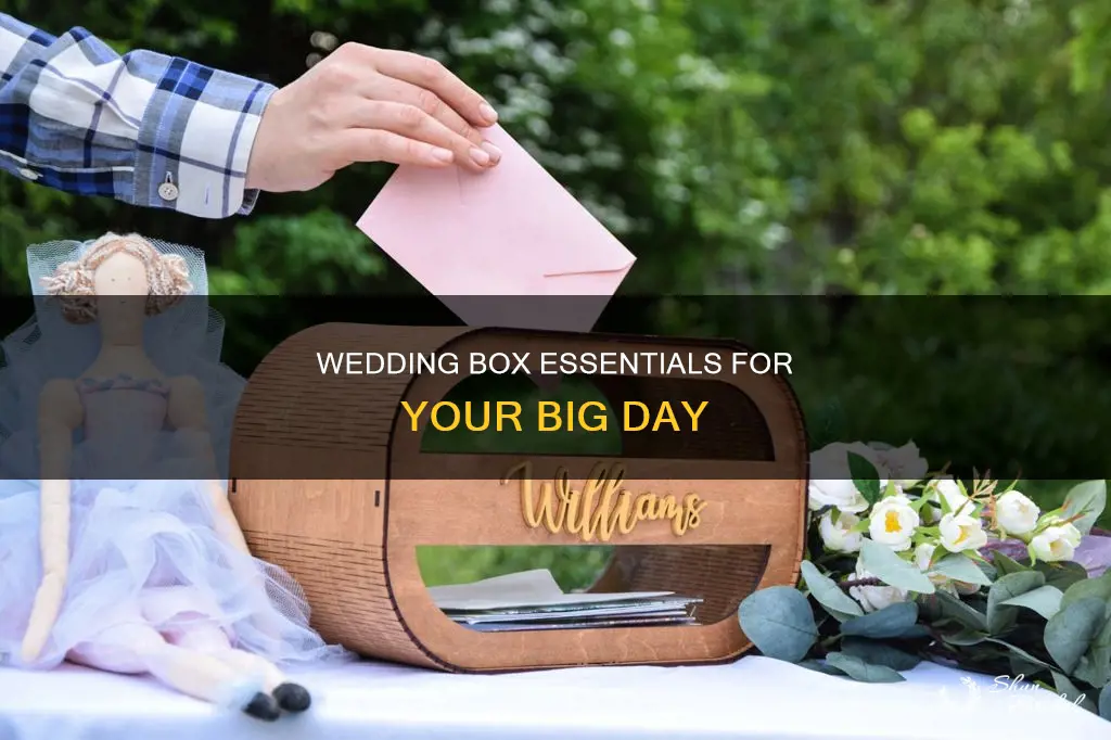 what to put in a wedding box