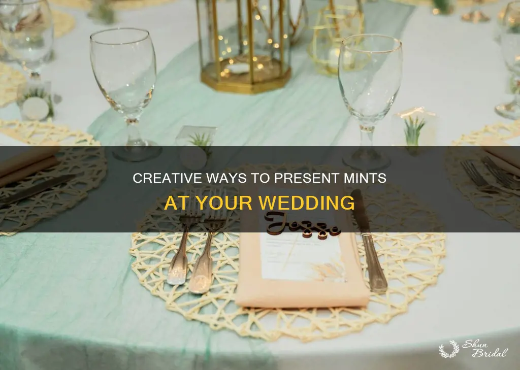 what to put mints in for a wedding