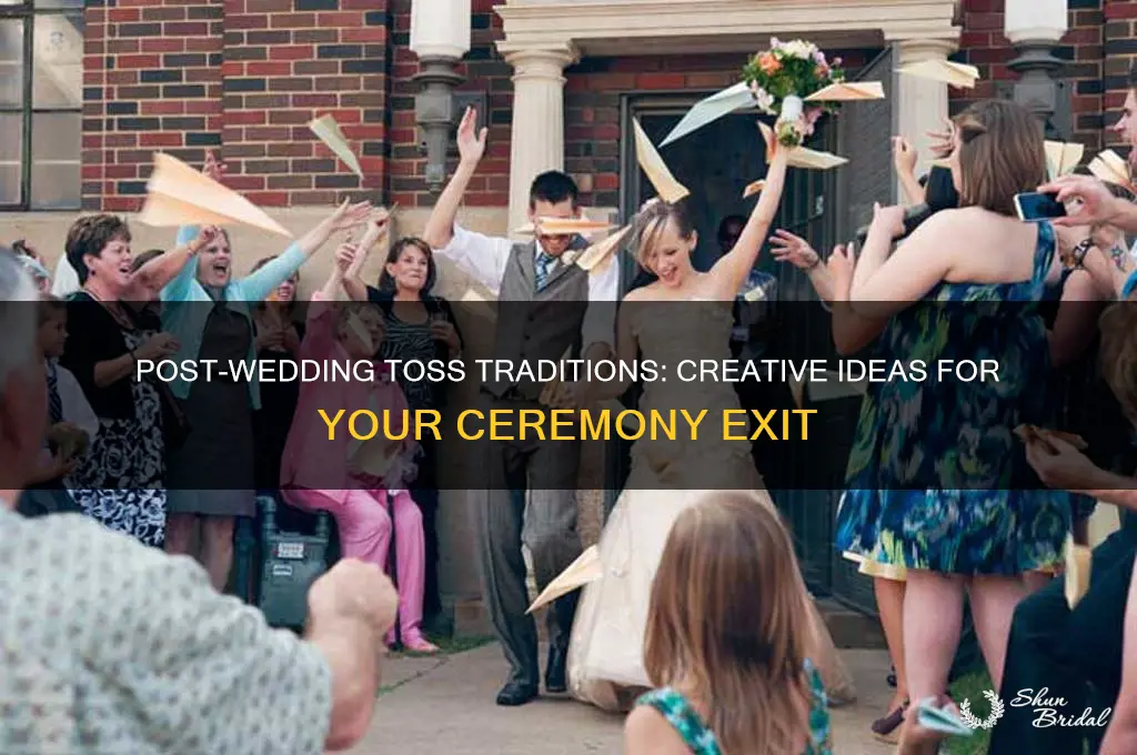 what to throw after a wedding ceremony