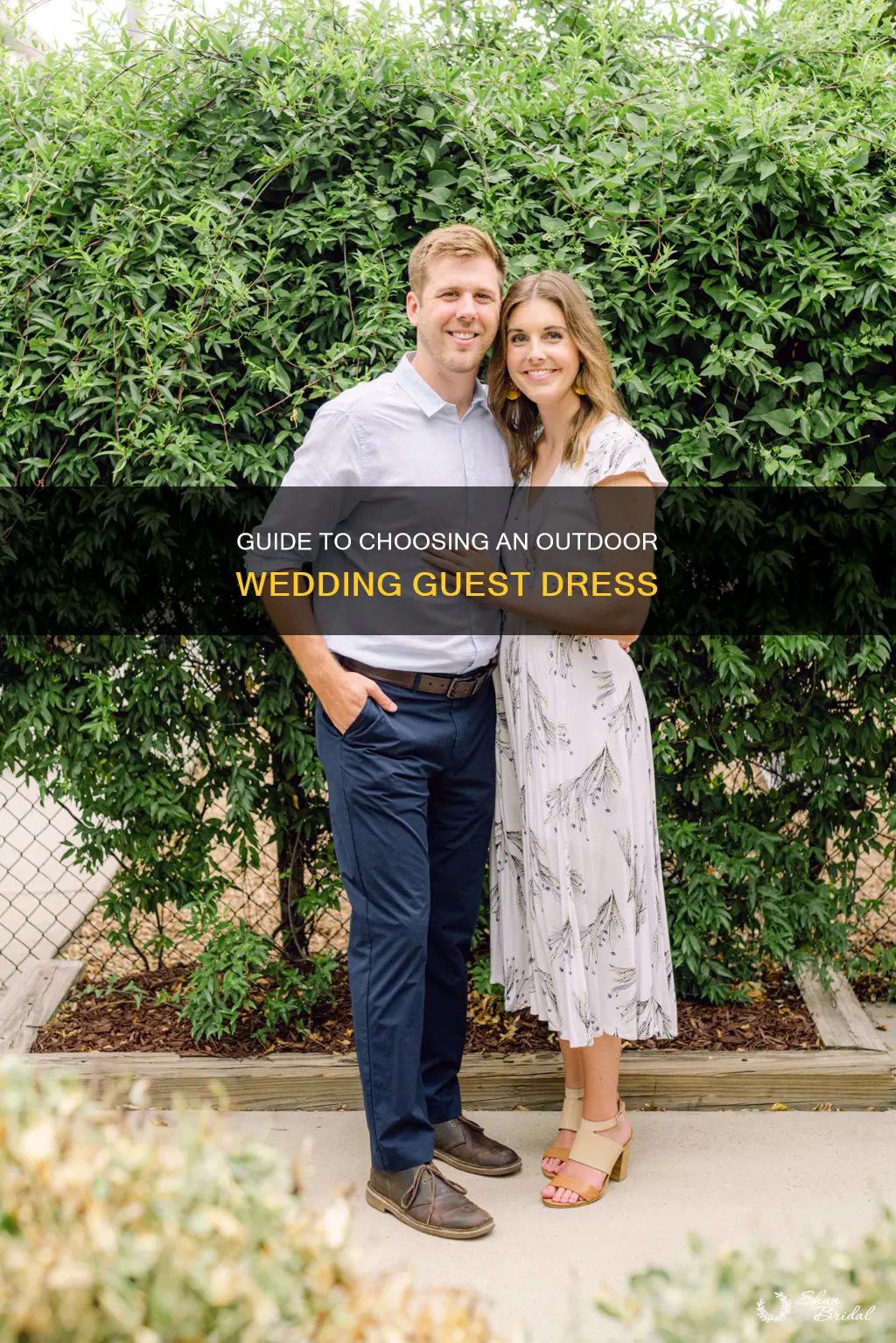what type of dress should I wear for outdoor wedding