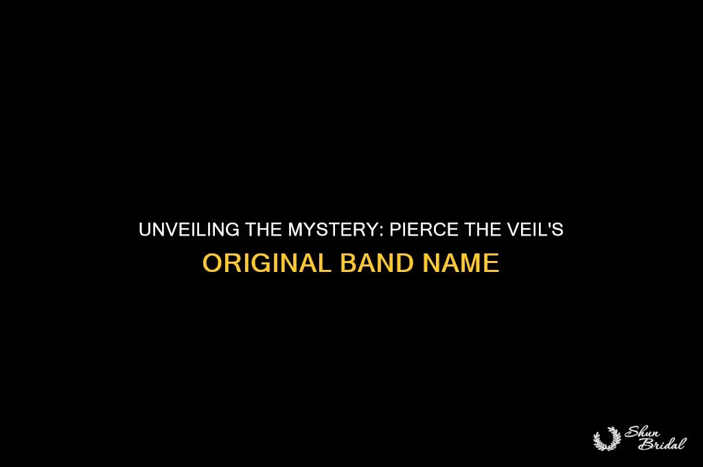 what was pierce the veils first name