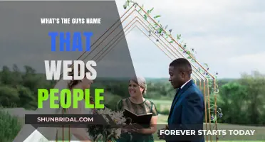 Who Officiates Weddings? Unveiling the Role of the Wedding Officiant