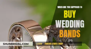 Wedding Bands: When to Buy?