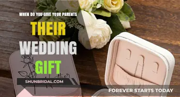 Perfect Timing: When to Present Your Parents' Wedding Gift