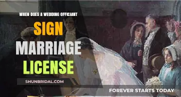 When Should the Wedding Officiant Sign the Marriage License?