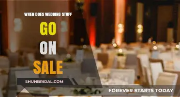 Best Times to Save on Wedding Supplies: Seasonal Sales Guide