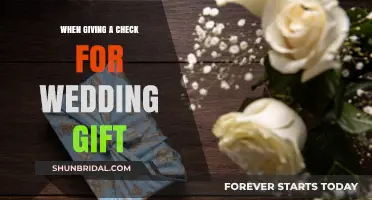 Thoughtful Wedding Gift Checks: Etiquette, Amounts, and Personal Touches