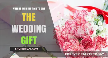 Perfect Timing for Wedding Gifts: Etiquette and Best Practices
