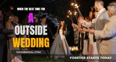 Best Time for an Outdoor Wedding: Season's Greetings