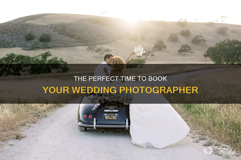 when to book wedding photographer