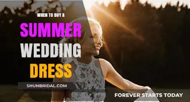 Summer Wedding Dress Shopping: The Perfect Timing
