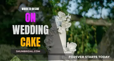 The Perfect Timing for Your Wedding Cake Decision