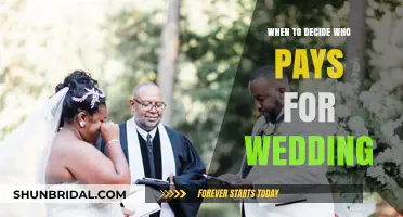 Who Covers Wedding Costs? Timing and Etiquette for Financial Decisions
