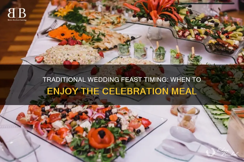when to eat at traditional wedding ceremony