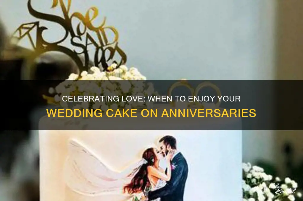 when to eat wedding cake anniversary