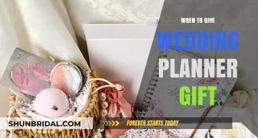 When to Give Your Wedding Planner a Thoughtful Thank-You Gift