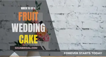 Icing a Fruit Wedding Cake: The Perfect Timing Guide