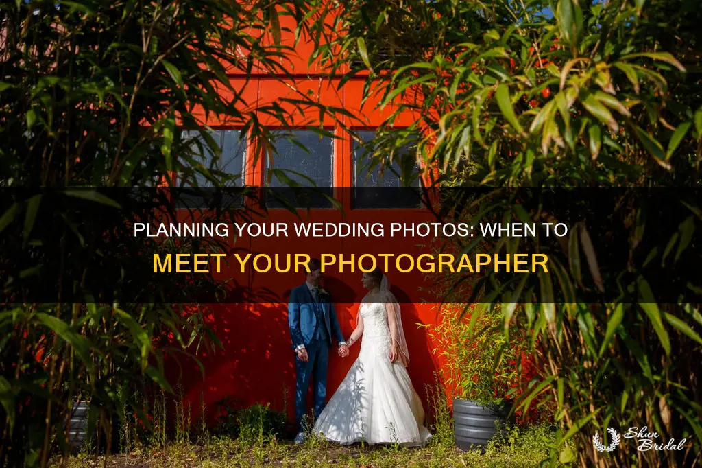 when to meet with wedding photographer