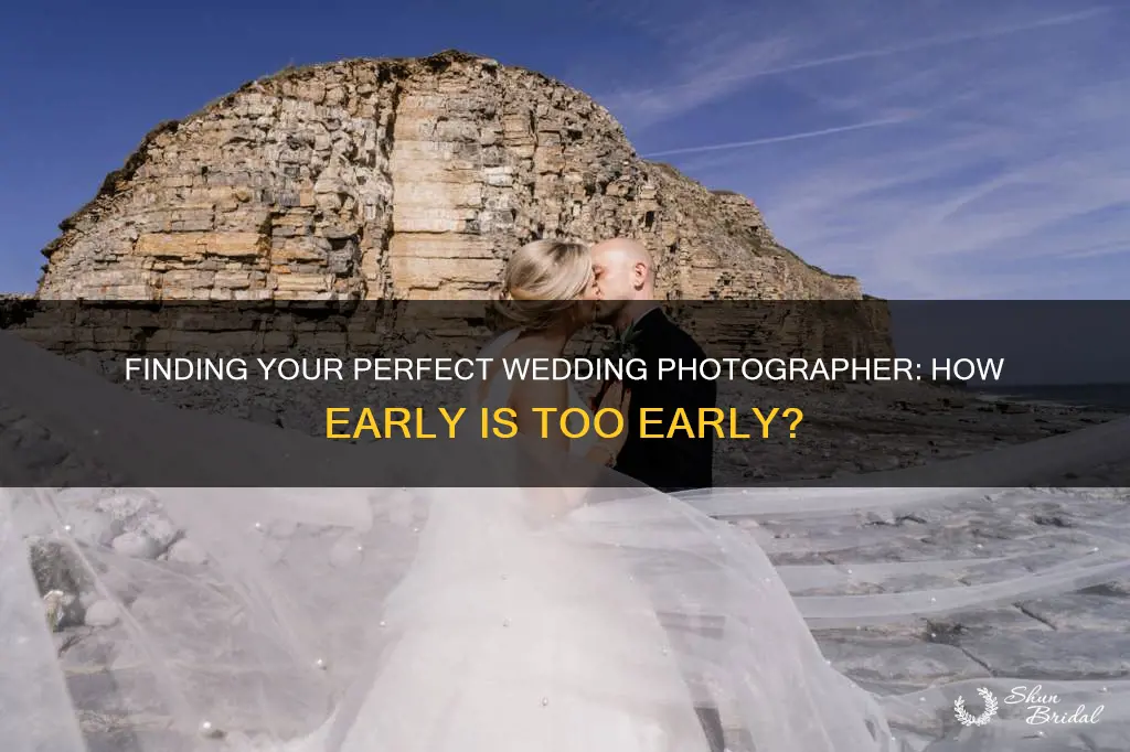 when to start looking for photographer wedding