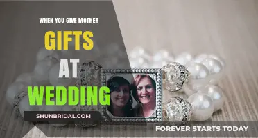 Honoring Mom: Thoughtful Wedding Gift Ideas for Your Mother