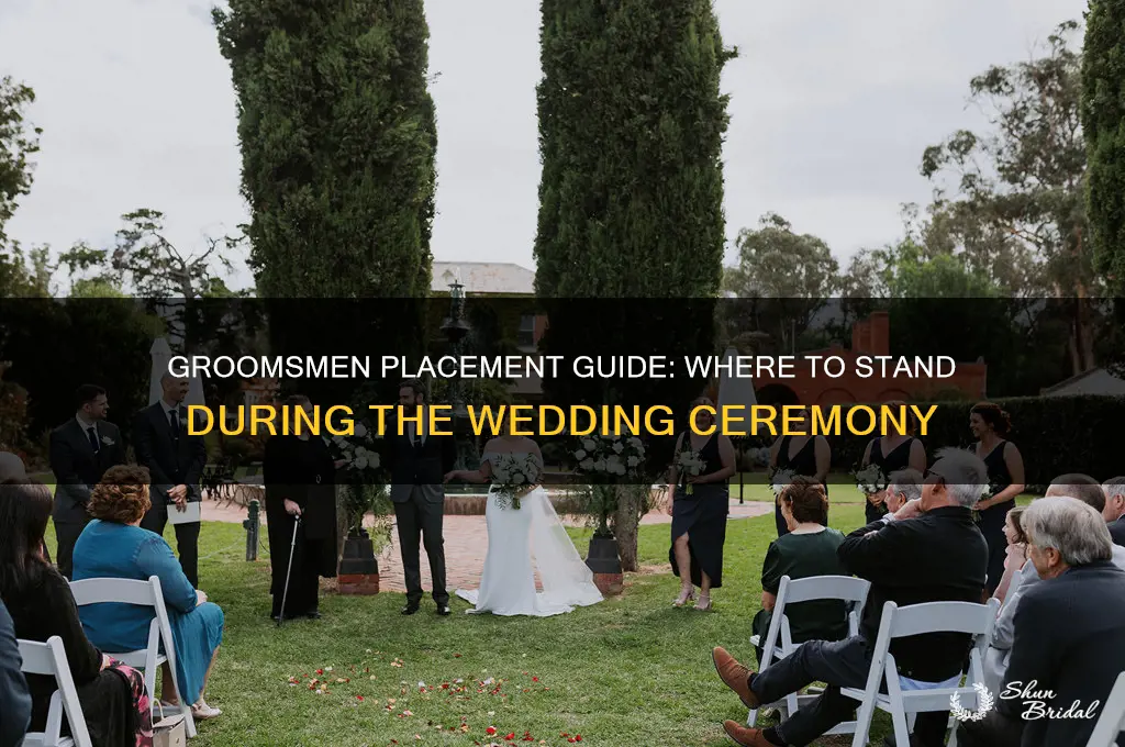 where do groomsmen stand