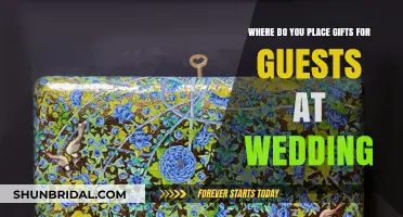 Creative Wedding Gift Display Ideas: Where to Place Guest Presents