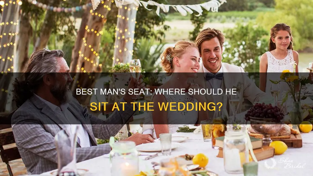 where does best man sit at wedding