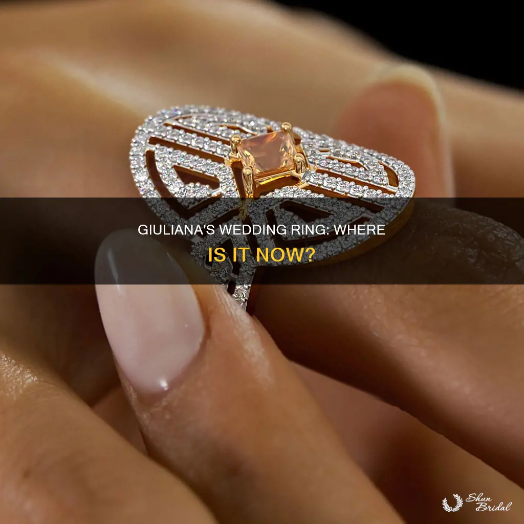 where is giuliana wedding ring