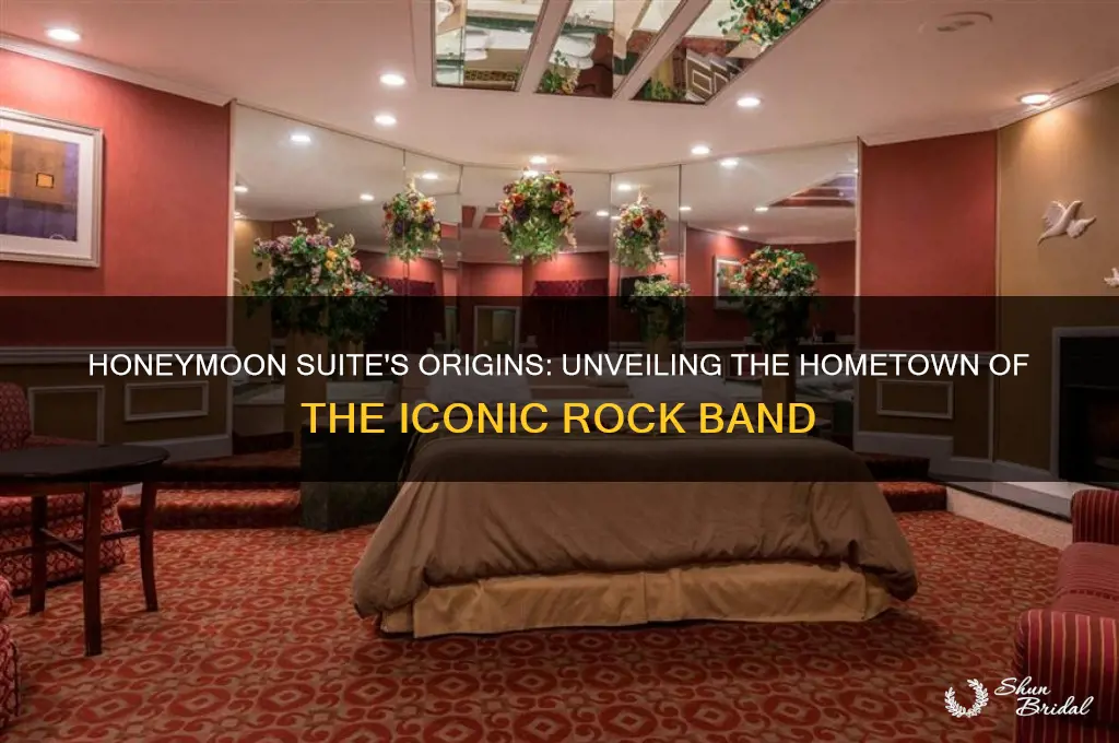 where is honeymoon suite from