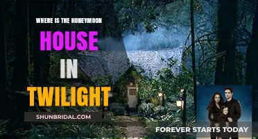 Twilight's Honeymoon House: Unveiling the Romantic Cottage Location