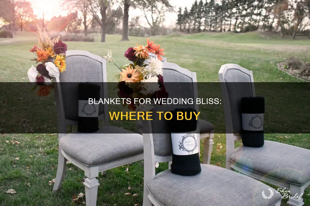 where to buy blsnkets for wedding reception