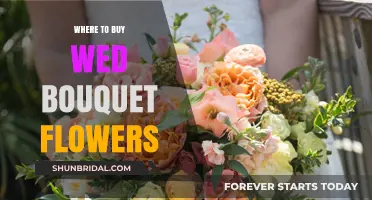 Best Places to Purchase Stunning Wedding Bouquet Flowers Online & Locally